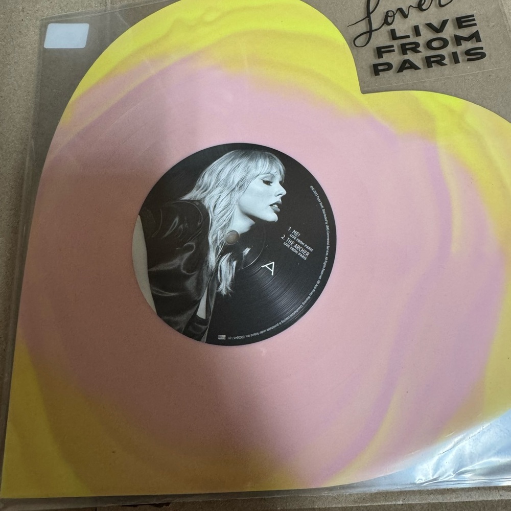 Taylor Swift Lover Live From Paris Vinyl 2 New In Packaging